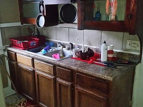 5th image of 12015 Parkview Ave