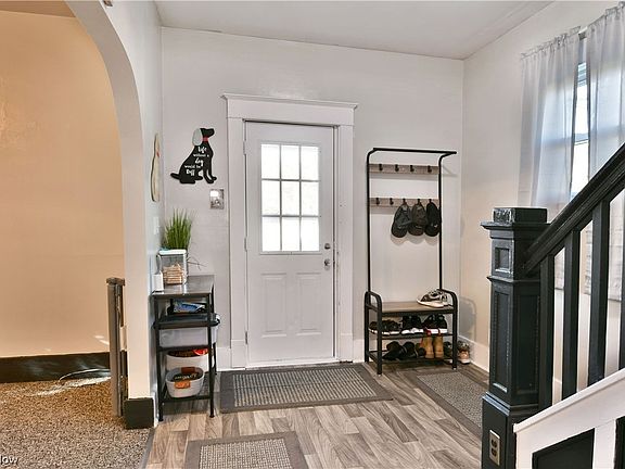 4th image of 607 Park Ave