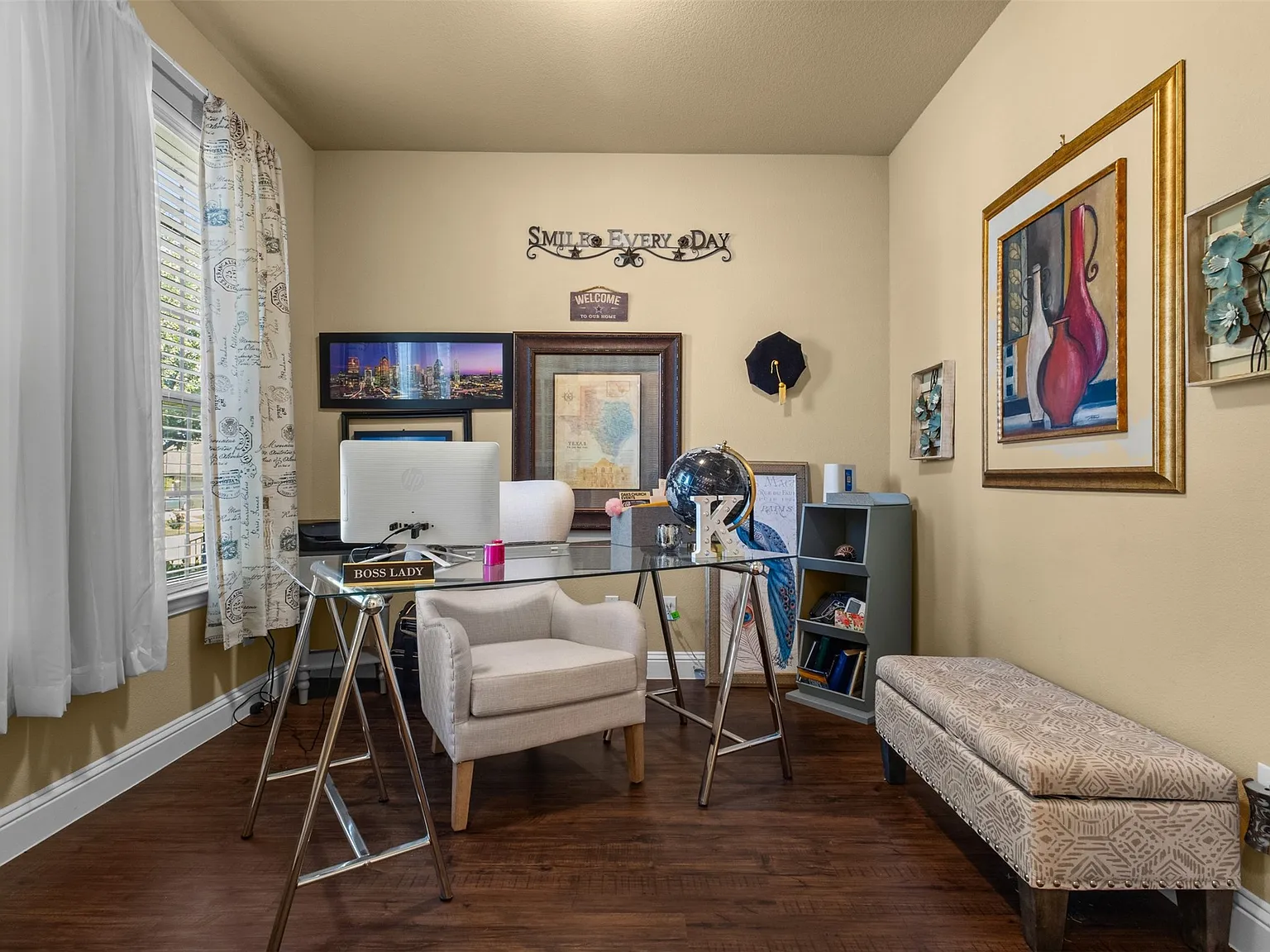 4 bed, 2.0 bath, 2010 sqft, $2,750 — Photo 4