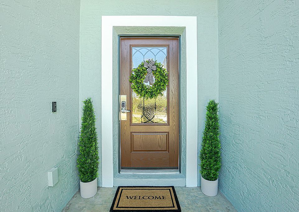 1st image of 114 Lomas Rd