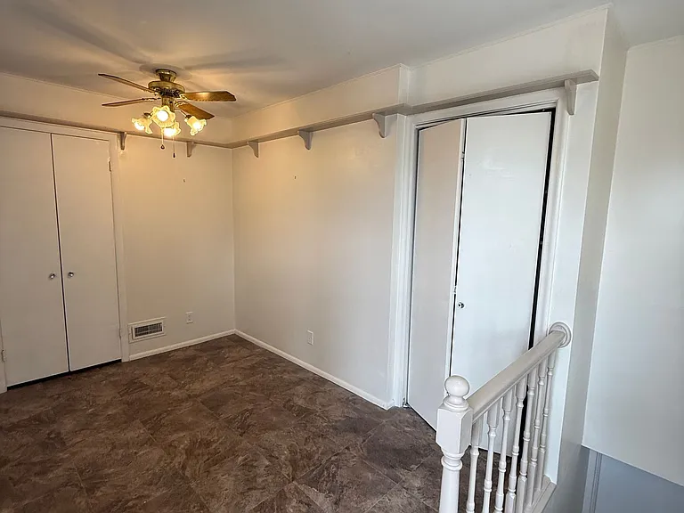 856 N 300 W — Photo 10