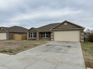 6801 SW Pilgrim Rd, Bentonville, AR 72713