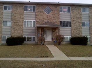 1261 Getzelman Dr APT F, Elgin, IL 60123