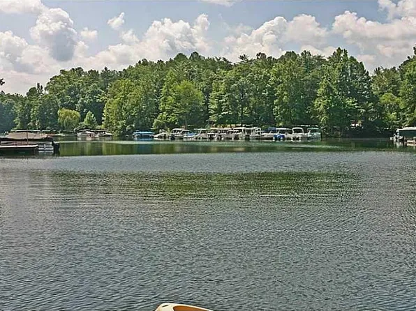 295 Lakewood Dr, Waleska, GA 30183