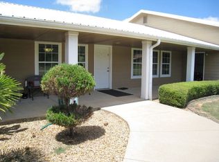 11691 Loop Dr, Frankston, TX 75763