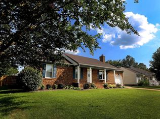 319 Appaloosa Trl, Chesapeake, VA 23323