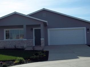 1212 Maxim Dr, Ceres, CA 95307