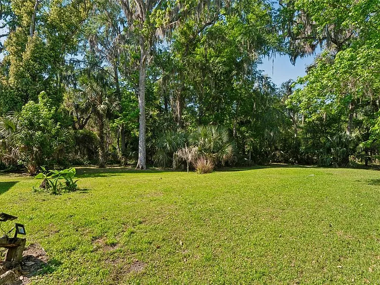 20424 Marguerite Rd — Photo 60