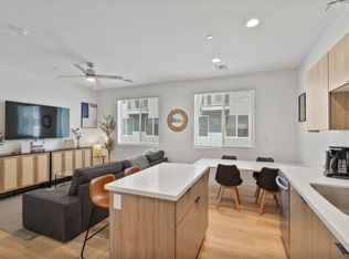 1818 W Earll Dr #11, Phoenix, AZ 85015