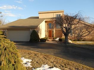 6517 Deer Ridge Dr, Clarkston, MI 48348