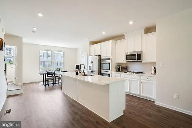 43900 Eucalyptus Way — Photo 5