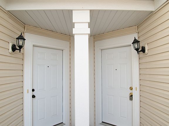 2nd image of 1366 W Alder Creek Dr