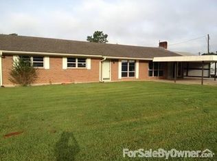 104 Holiday Blvd, Pineville, LA 71360