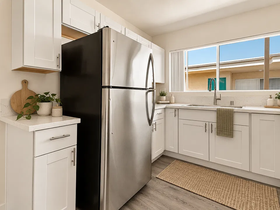 Encino Park West Apartments