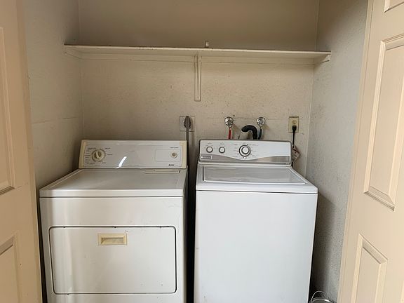 4th image of 5471 Indian River Dr Unit 409