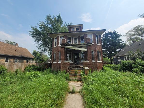 detroit-michigan-88398033 picture