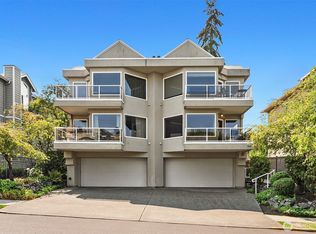 540 Dayton St APT 101, Edmonds, WA 98020
