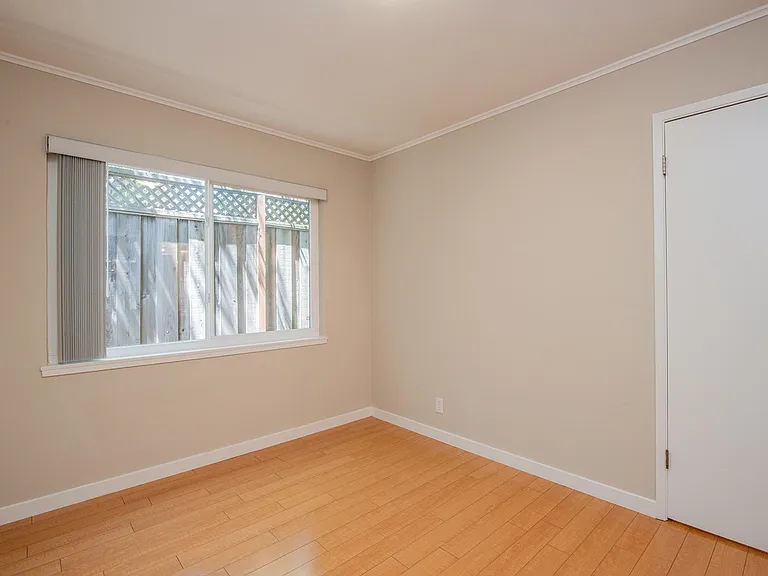 906 Villa Ave #1 — Photo 6