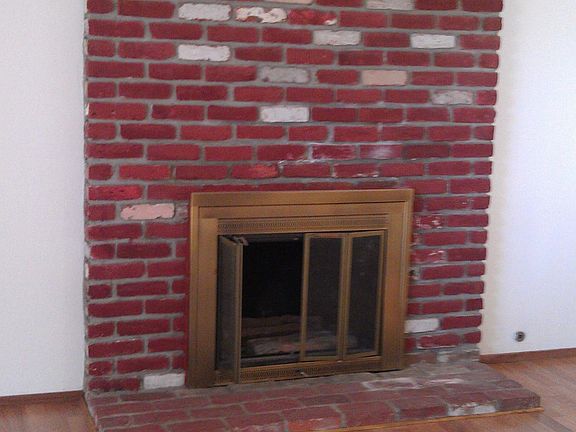 Livingroom fireplace