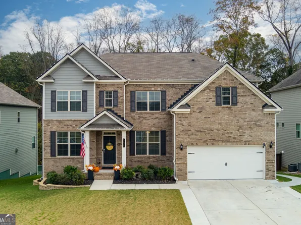 5635 Mirror Lake Dr, Cumming, GA 30028
