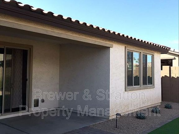 3rd image of 22185 N 101st Dr