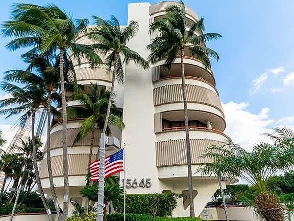 3rd image of 15645 Collins Ave APT 805
