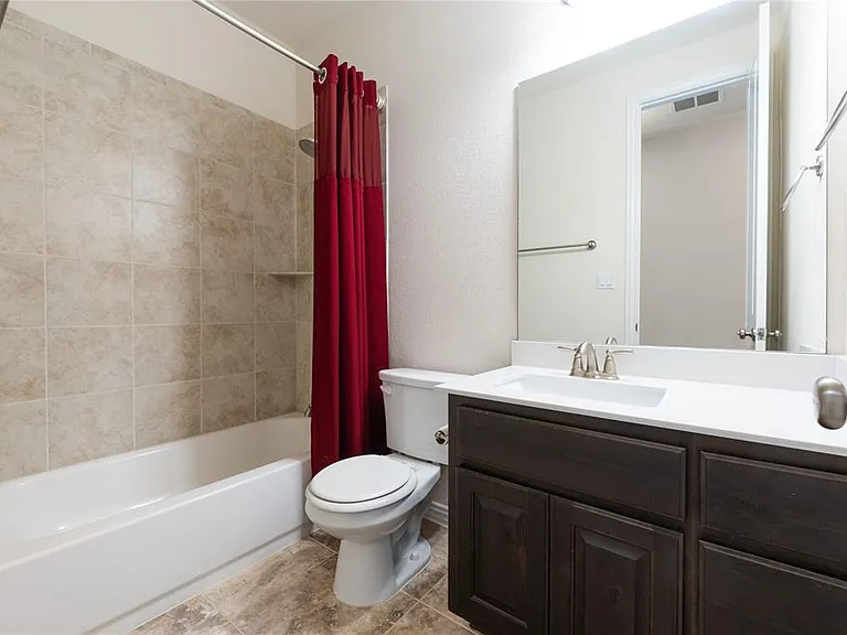 4216 Hannover Way — Photo 25