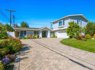 2975 Mindanao Dr, Costa Mesa, CA 92626