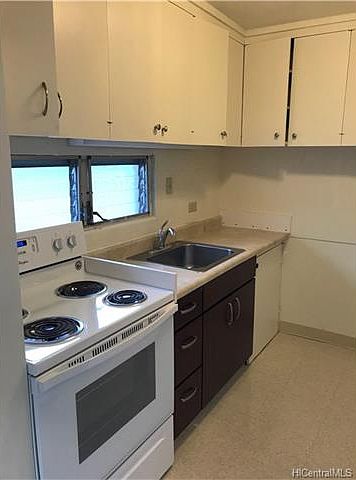 2558 Laau St APT 1, Honolulu, HI 96826 | Zillow