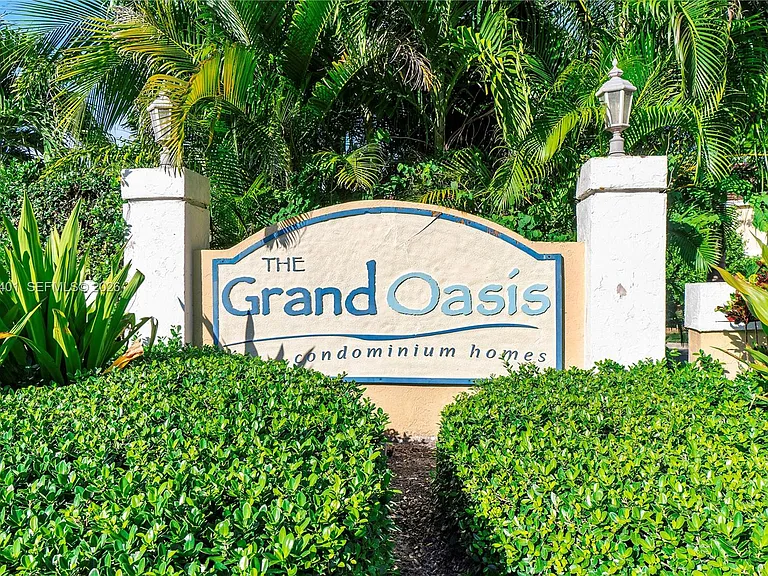 5661 Riverside Dr #103B7 — Photo 12