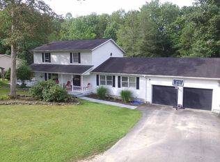 157 Loving St, Daniels, WV 25832