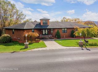 546 Myers Rd, Howes Cave, NY 12092