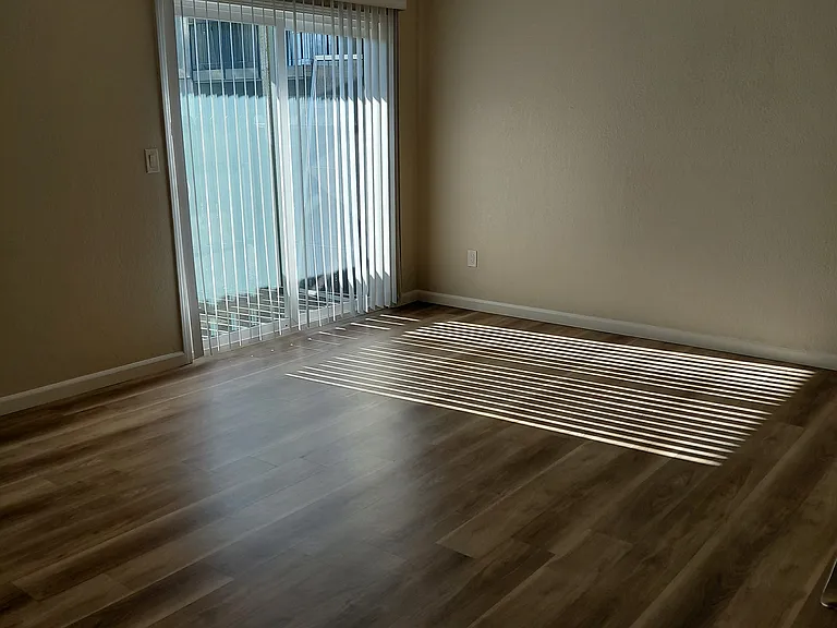 Birchwood Apartments — Photo 56