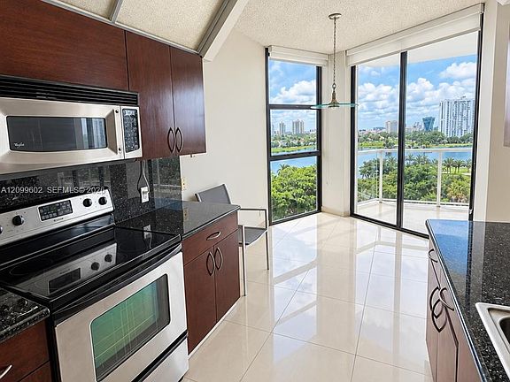 4th image of 20281 E Country Club Dr APT 809
