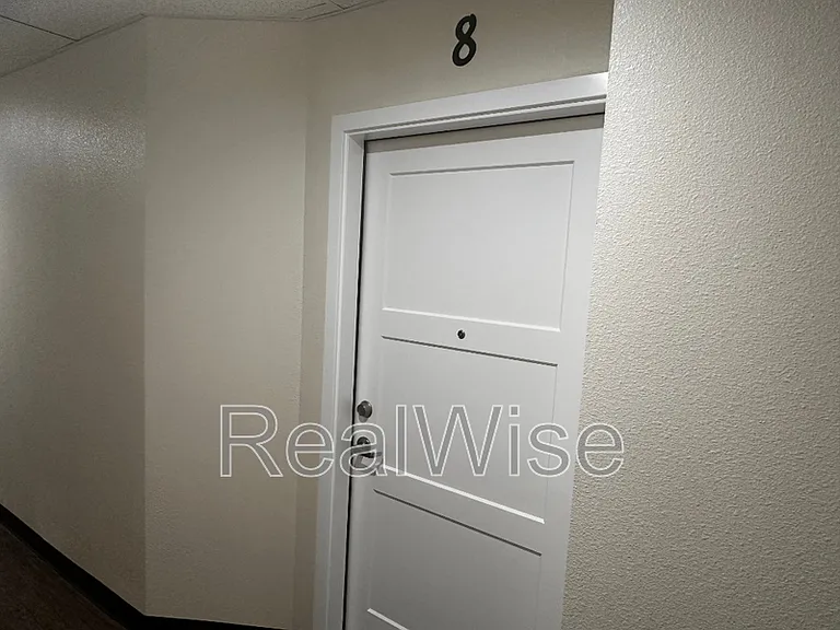 1935 Table Rock Rd #8 — Photo 11