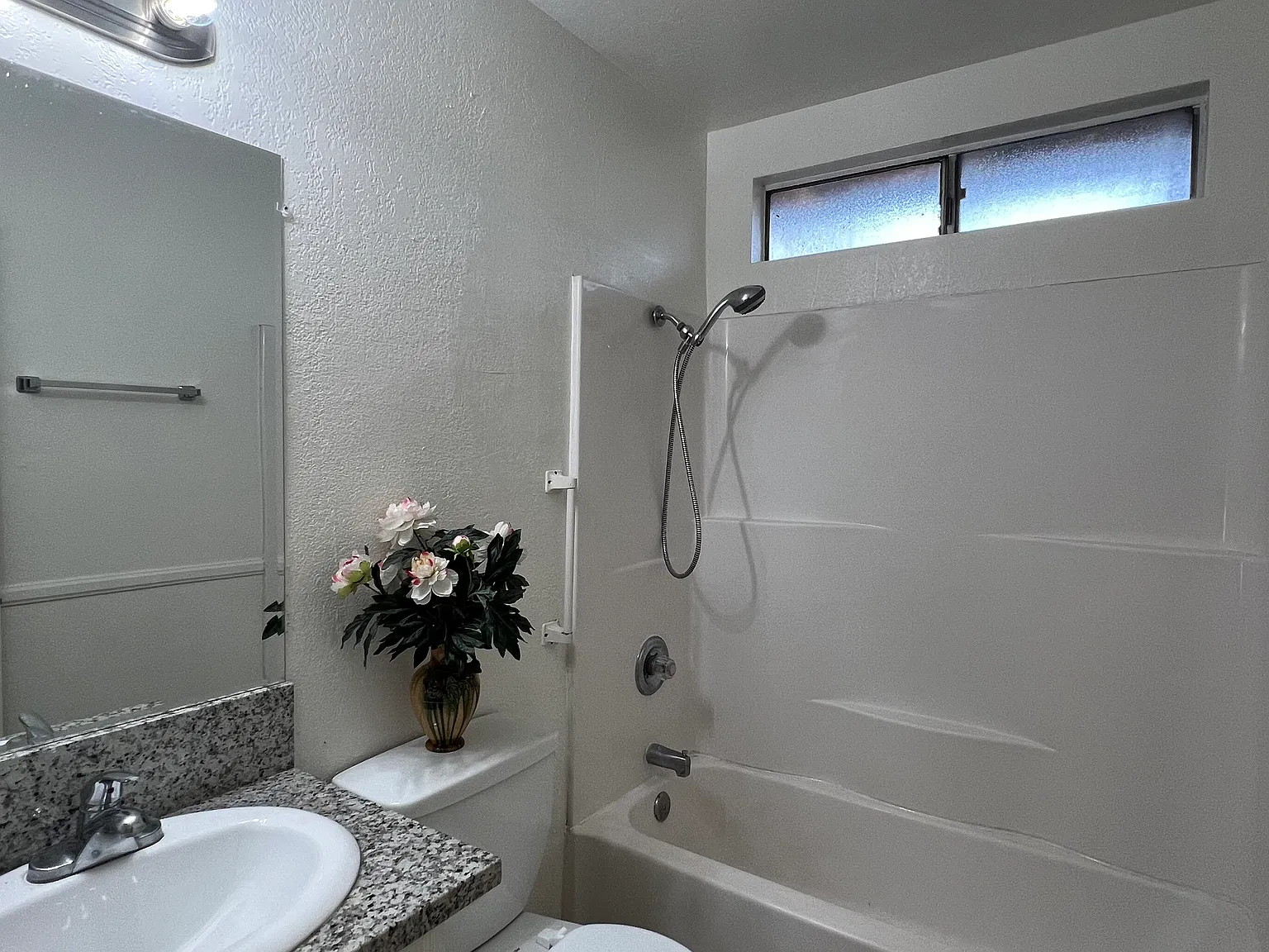 Diana Ln, Moreno Valley — Photo 4