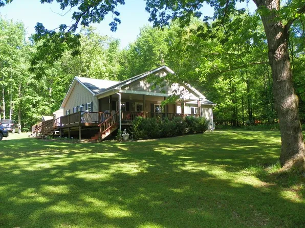 2018 Campbell Hill Rd, Tidioute, PA 16351