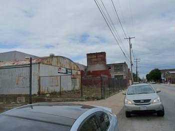 3rd image of 2250 E Ontario St