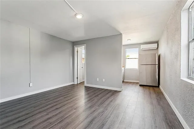 2316 Washington Ave #209 — Photo 3