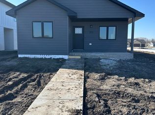 322 Zitkala Sa Trl, Vermillion, SD 57069