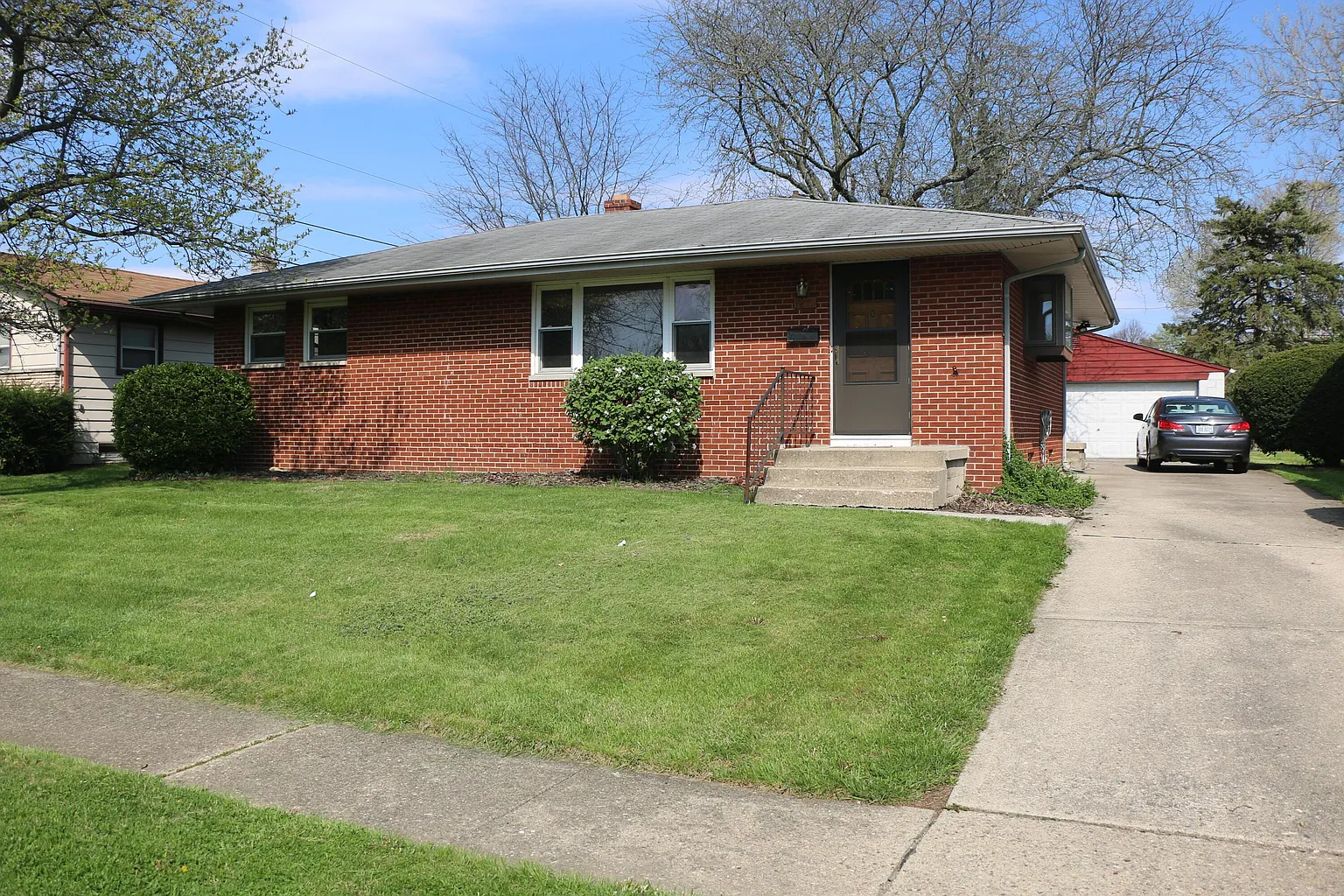 1262 Bernhard Rd photo 1