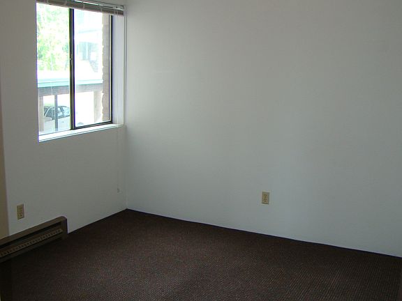 5th image of 630 NE Maiden Ln APT 51
