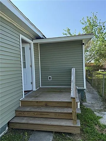 1014 Van Trump St — Photo 11