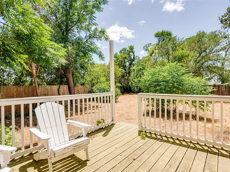 1400 Marcus Pl #B — Photo 31