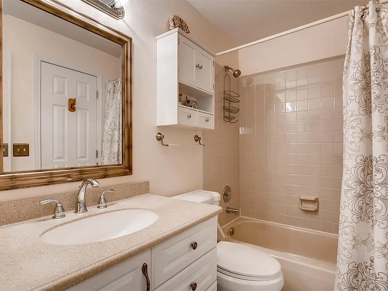 1470 S Quebec Way #138 — Photo 9