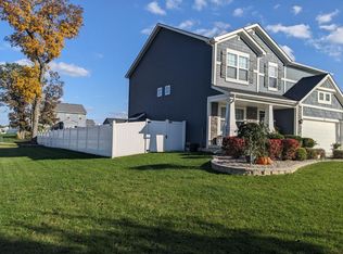 8801 Marquette St, Saint John, IN 46373