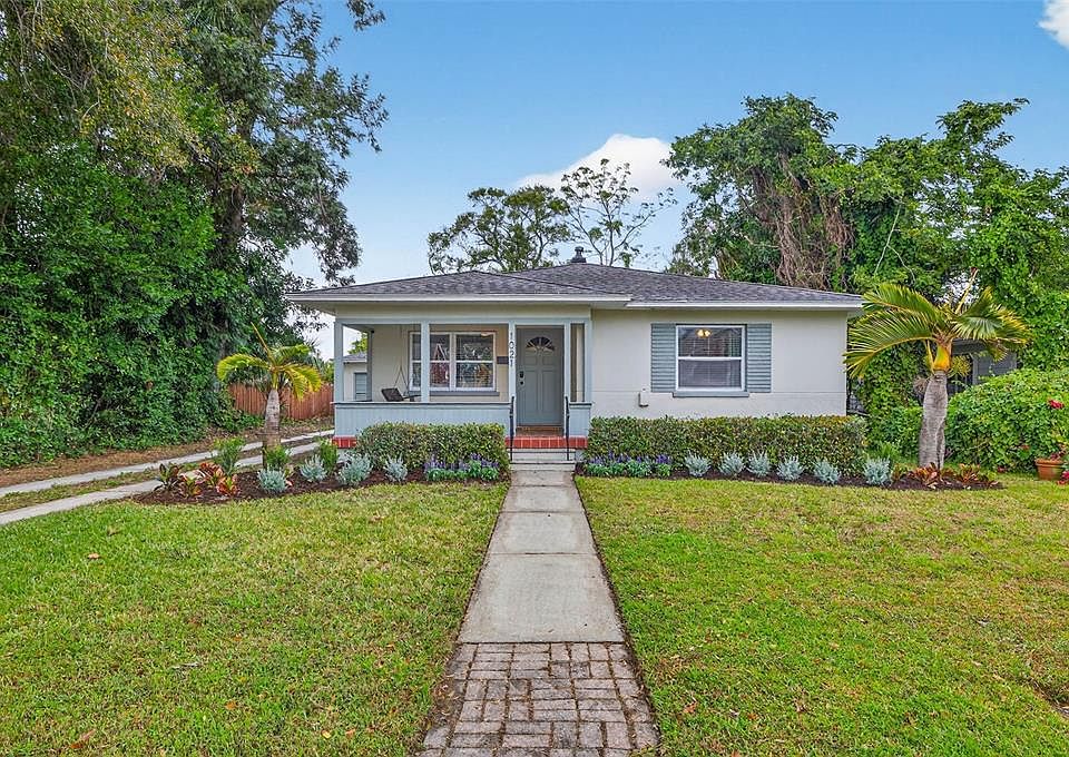 1st image of 1021 35TH AVENUE N