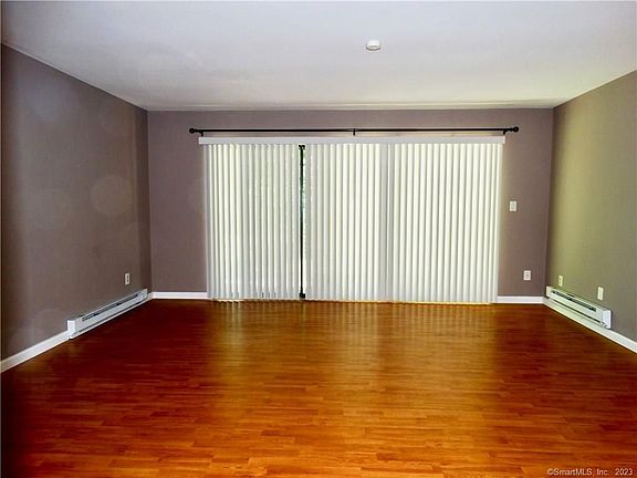 3rd image of 155 Candlewood Dr Unit 155
