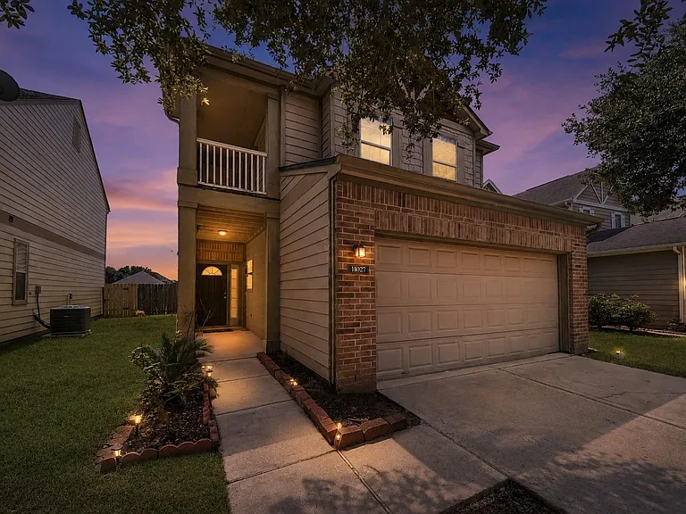 11027 Dellrose Crossing Dr — Photo 1