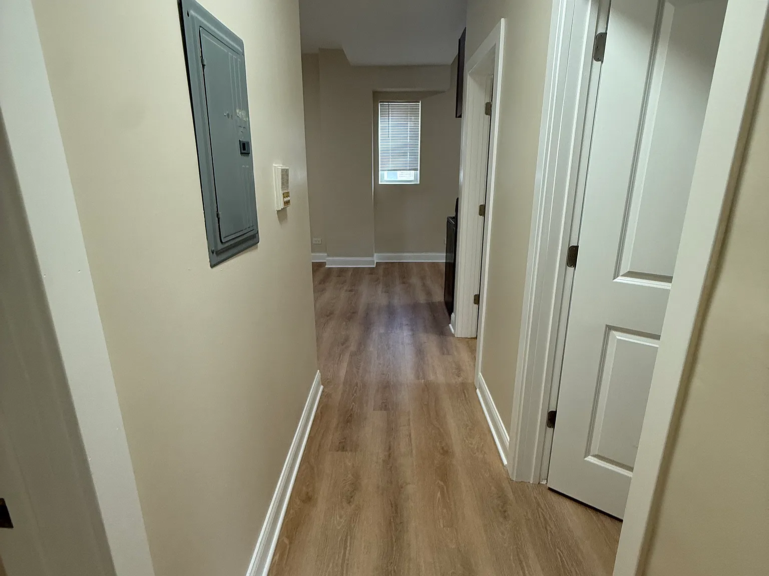 2 bed, $1,595 — Photo 4